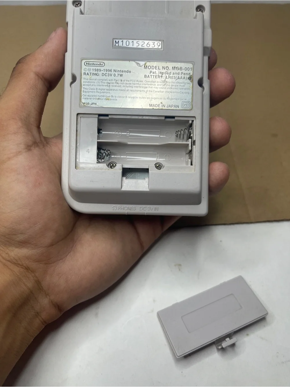 Nintendo Game Boy Pocket - White with Purple Buttons